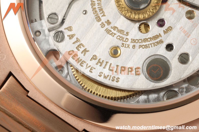Patek Philippe - Nautilus Ladies 7118 35mm RG/DIA Wht/Stk DDF DD330