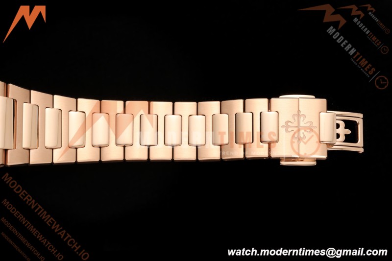 Patek Philippe - Nautilus Ladies 7118 35mm RG/DIA Wht/Stk DDF DD330