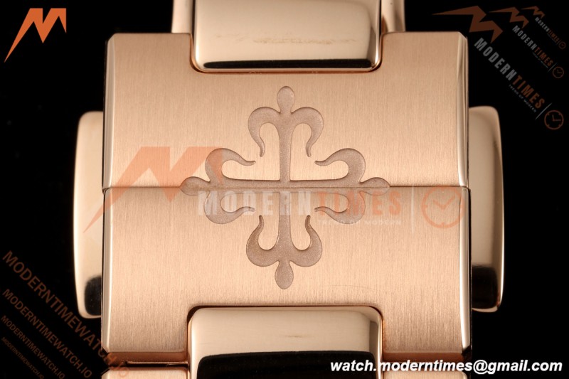 Patek Philippe - Nautilus Ladies 7118 35mm RG/DIA Wht/Stk DDF DD330