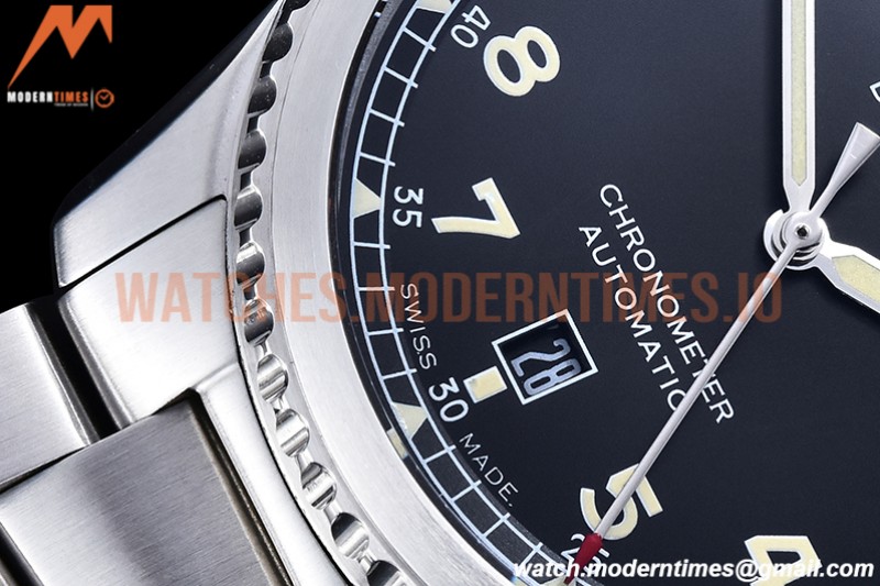 Breitling - Navitimer Aviator 8 SS/SS Black/Num TF A2824
