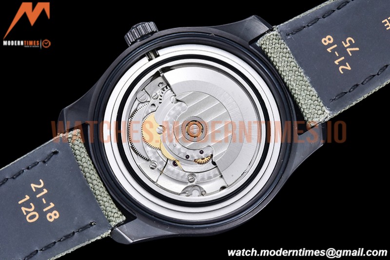 Breitling - Navitimer Aviator 8 DLC/NY Green/Num TF A2824
