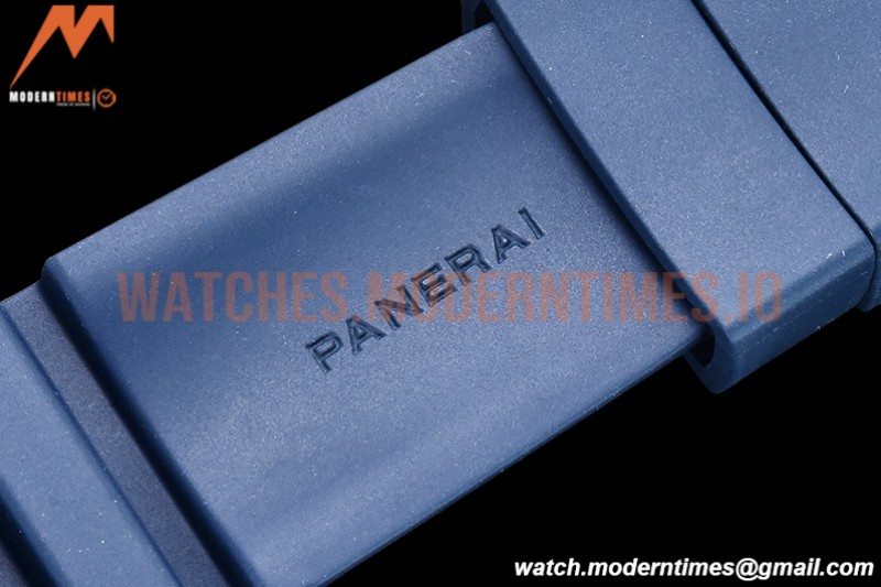 Panerai - Submersible QuarantaQuattro 44mm FC/RU VSF P900