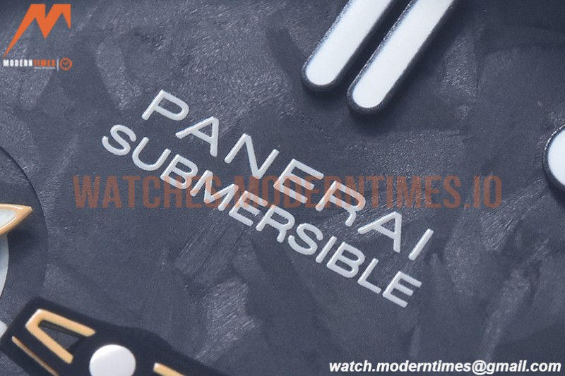 Panerai - Pam1324 Submersible GMT Carbotech CA/RU Car VSF P9011