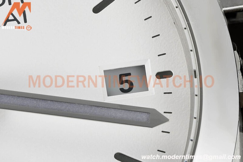 Panerai - PAM1367 Luminor Quaranta BiTempo GMT 40mm SS/LE White VSF P900