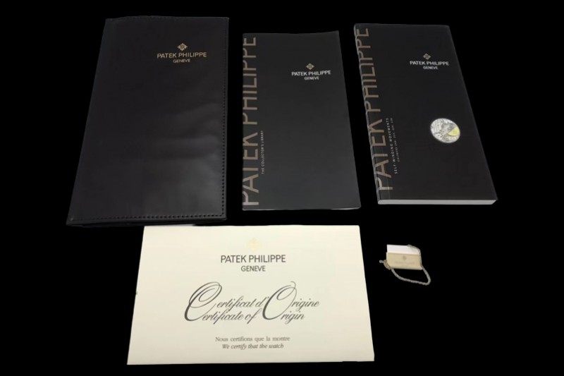 Patek Philippe - Large Wooden Box Set 1:1 Quality with Full Set of Booklets and Card