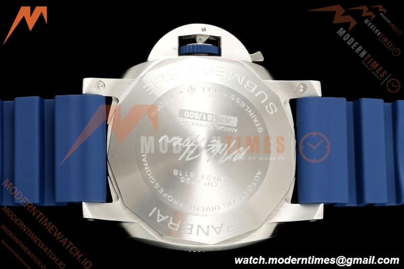 Panerai - PAM1676 Submersible QuarantaQuattro Mike Horn 44mm SS/RU Blue VSF P900 | 파네라이 - PAM1676 섭머서블 콰란타콰트로 마이크 혼 44mm SS/RU 블루 VSF P900