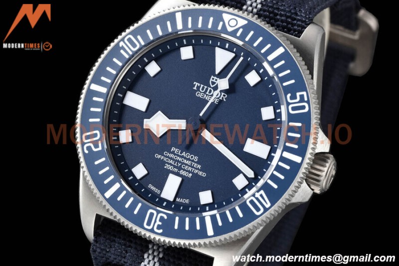 Tudor - Pelagos FXD 25707B 42mm Automatic TI/NY Blue M+F 8N24