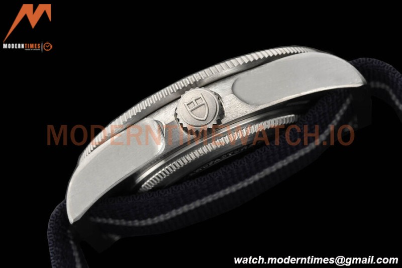 Tudor - Pelagos FXD 25707B 42mm Automatic TI/NY Blue M+F 8N24