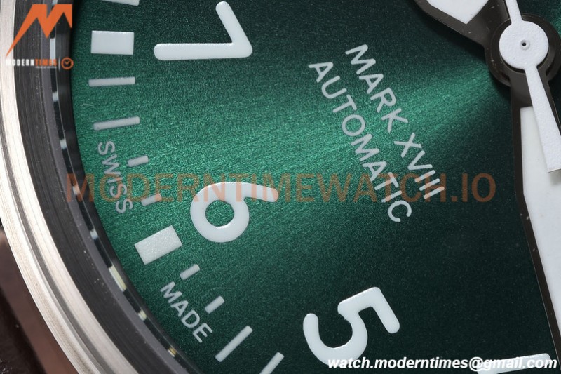 IWC - Mark XVIII 40mm Pilots Automatic SS/LE Green GDF MY8215