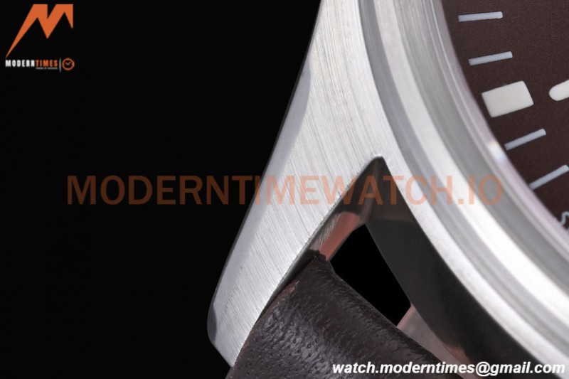 IWC - Mark XVIII 40mm Pilots Automatic SS/LE Brown GDF MY8215