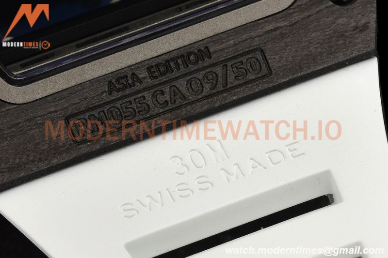 Richard Mille - RM055 Bubba Watson JPN Black NTPT/RU White Rehaut Skeleton APSF V2 RMUL2