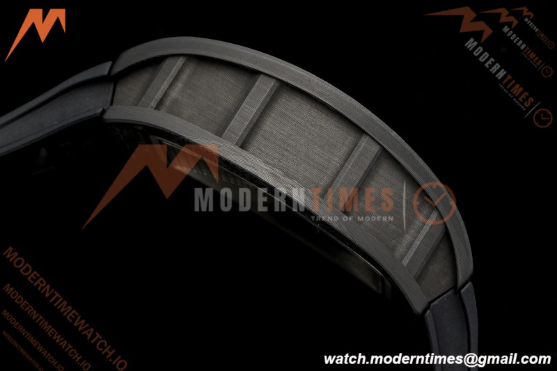 Richard Mille - RM055 Bubba Watson Black NTPT/RU Blk/Red/Wht Rehaut Skeleton KVF RMUL2