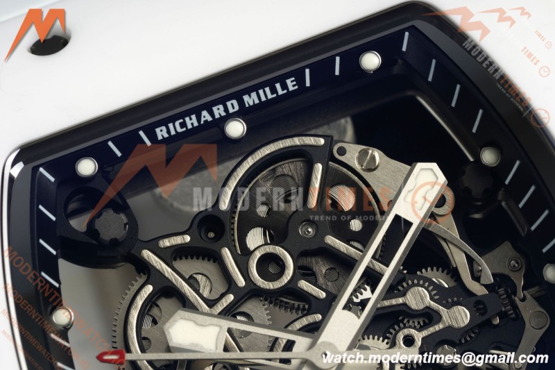 Richard Mille - RM055 Bubba Watson White CER/RU Wht/Blk Rehaut Skeleton APSF V2 RMUL2