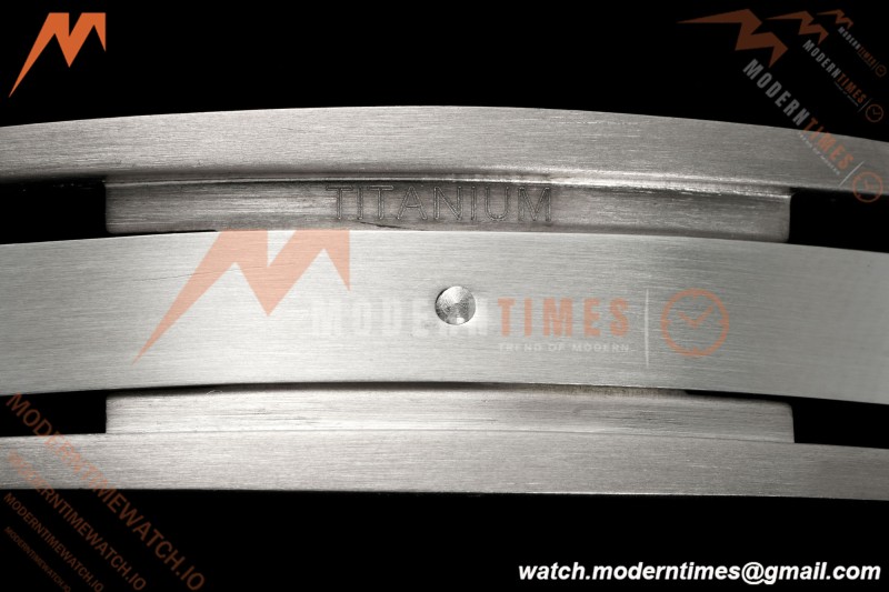 Richard Mille - RM055 Bubba Watson White CER/RU Blk/Blu Rehaut Skeleton Brushed Ribs RF RMUL2