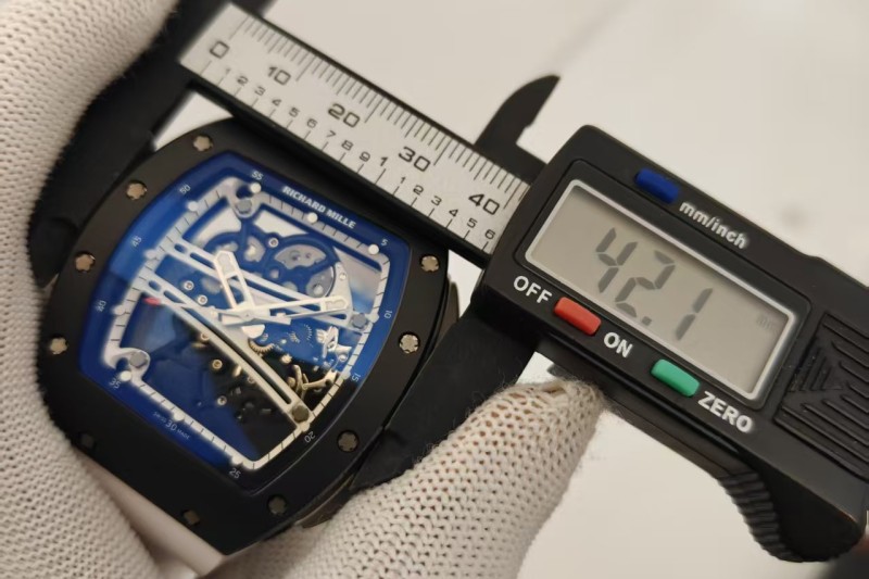 Richard Mille - RM061 Yohan Blake Black Ceramic Blk/Wht Rehaut Skeleton AVF Vaucher RMUL2 Free Sprung