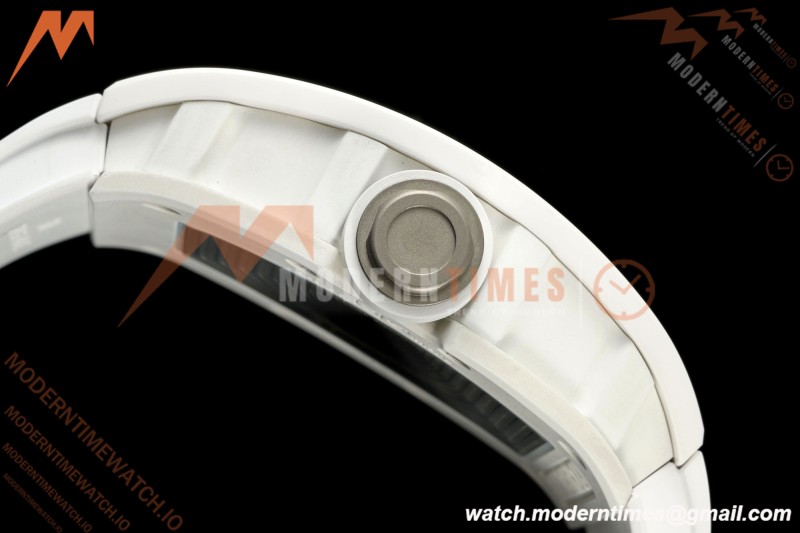 Richard Mille - RM055 Bubba Watson White CER/RU Blk/Blk Rehaut Skeleton A9F RMUL2 Free Sprung