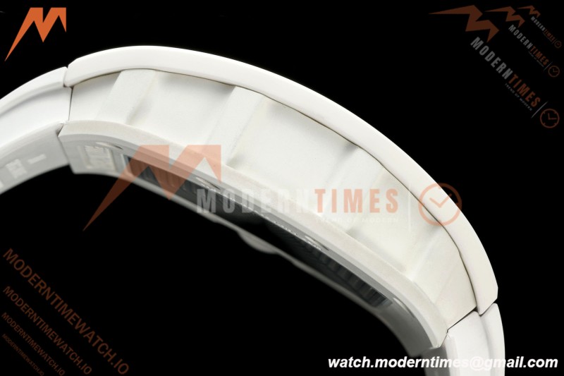 Richard Mille - RM055 Bubba Watson White CER/RU Blk/Blk Rehaut Skeleton A9F RMUL2 Free Sprung