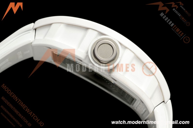 Richard Mille - RM055 Bubba Watson White CER/RU Blk/Blk Rehaut Skeleton Boss RMUL2 Free Sprung