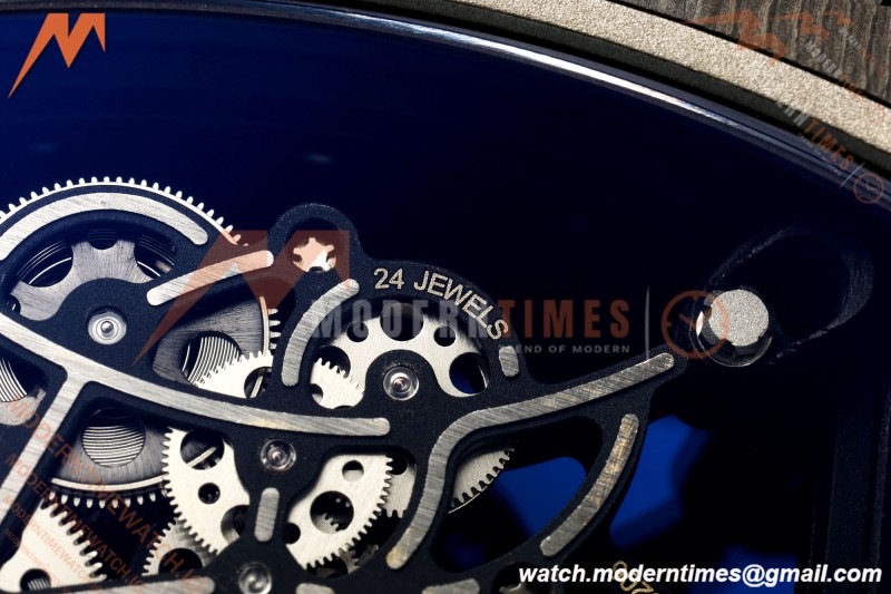 Richard Mille - RM055 Bubba Watson Black NTPT/Wht RU Wht/Red Skeleton Dial MILLEF RMUL2 Free Sprung