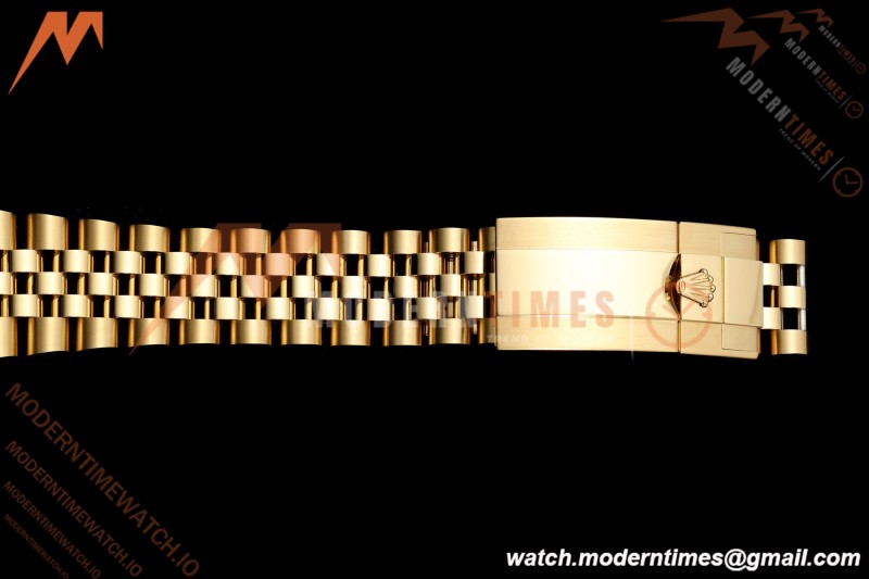 Rolex - GMT II 126718GRNR 40mm 904L Jub YG/YG Black Dial QF VR3285