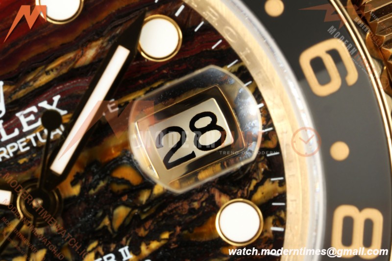 Rolex - GMT II 126718GRNR 40mm 904L Jub YG/YG Tiger Iron Dial QF VR3285