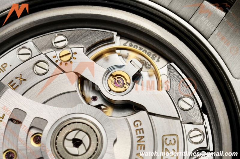 Rolex - GMT II 126710GRNR Bruce Wayne 40mm 904L Jub SS/SS Black Dial QF JH3285 Free Sprung
