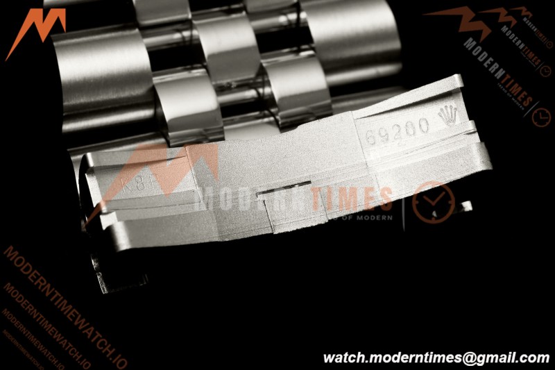 Rolex - GMT II 126710GRNR Bruce Wayne 40mm 904L Jub SS/SS Black Dial QF JH3285 Free Sprung