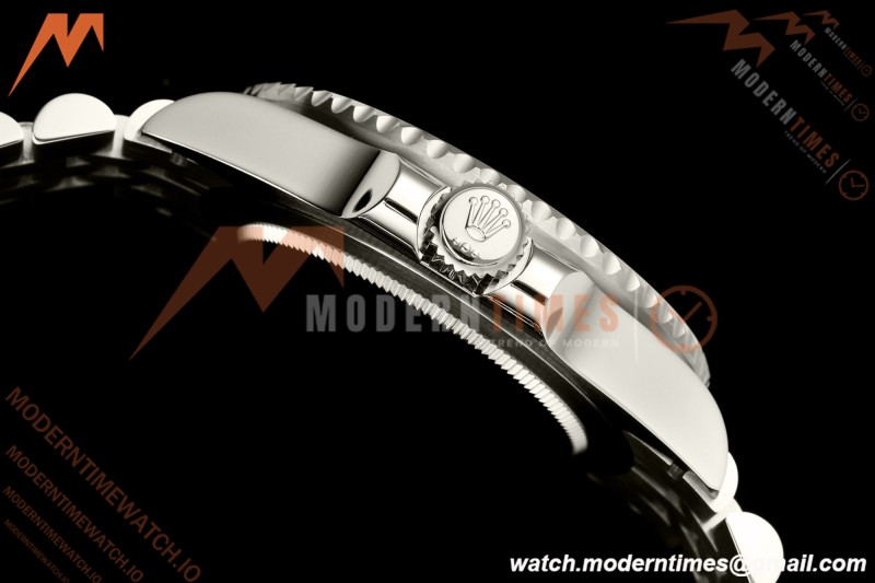 Rolex - GMT II 126710GRNR Bruce Wayne 40mm 904L Jub SS/SS Black Dial QF JH3285 Free Sprung