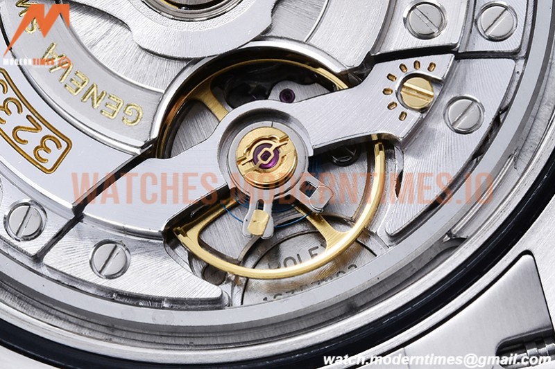 Rolex - Oyster Pert 41mm 124300 Oys SS/SS Silv VSF VS3235