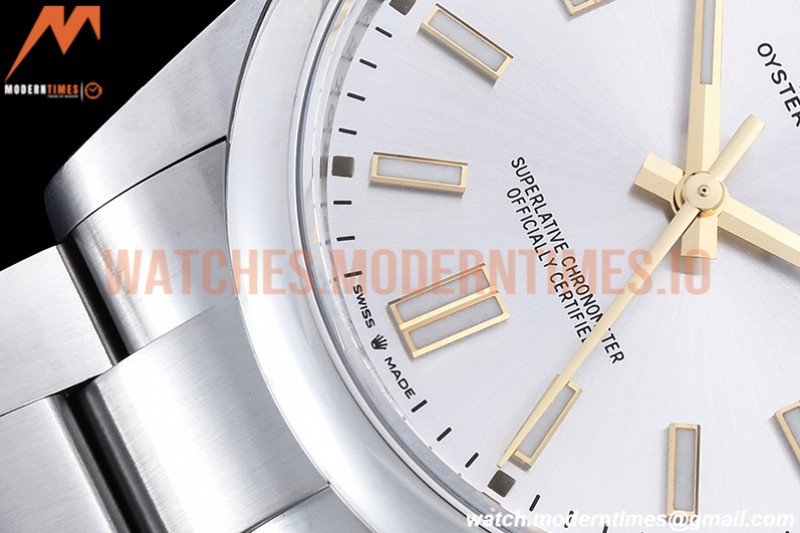 Rolex - Oyster Pert 41mm 124300 Oys SS/SS Silv VSF VS3235