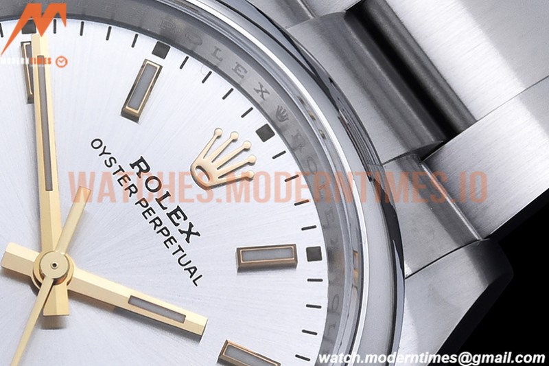 Rolex - Oyster Pert 36mm 904 126000 SS/SS Silv VSF VS3235