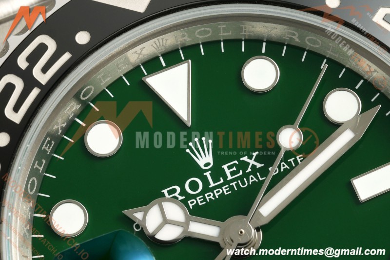 Rolex - GMT II 126729VTNR 40mm Jub SS/SS LHD Green Dial THBF SH3285 CHS