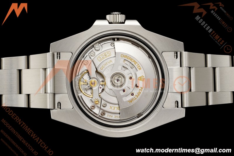 Rolex - GMT II 126710GRNR Bruce Wayne 40mm 904L Oyster SS/SS Black Clean Plus DD3285 CHS