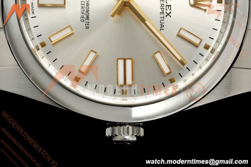 Rolex - Oyster Perpetual 41mm 124300 SS/SS Silver VF DD3230