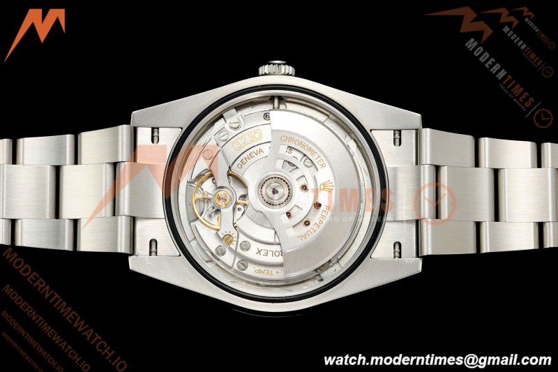 Rolex - Oyster Perpetual 41mm 124300 SS/SS Silver VF DD3230