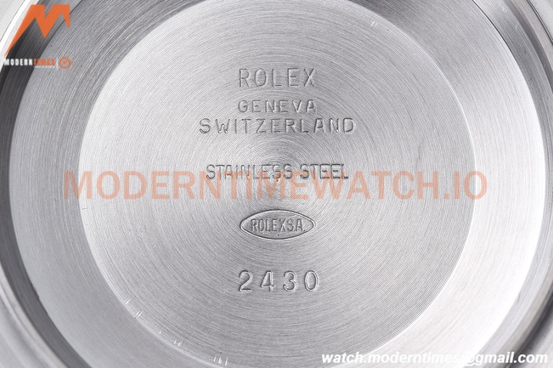 Rolex - Oyster Pert. 39mm 114300 904L SS/SS Grey EWF A3132