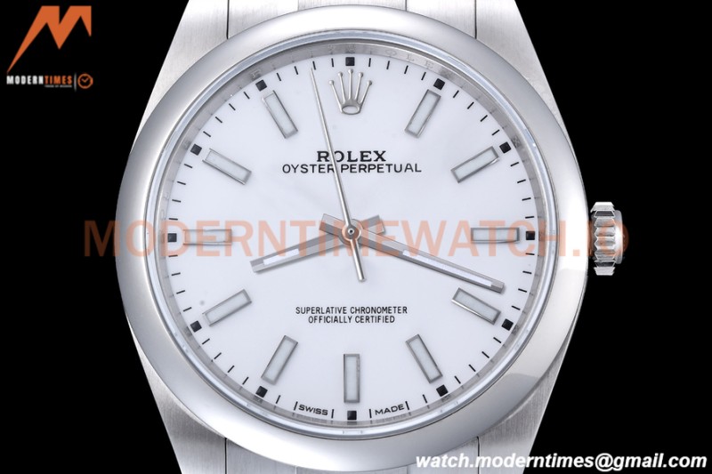 Rolex - Oyster Pert. 39mm 114300 904L SS/SS White EWF A3132