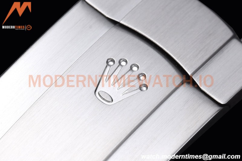 Rolex - Oyster Pert. 39mm 114300 904L SS/SS Black EWF A3132