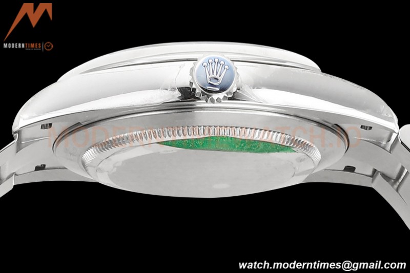 Rolex - Oyster Pert. 41mm 124300 SS/SS Coral Red OWF VR3230