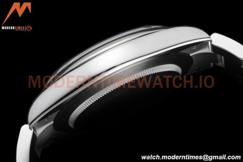 Rolex - Oyster Pert 126000 36mm Oys Smt 904L SS/SS Blk/Stk VSF VS3235