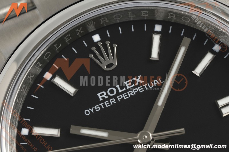 Rolex - Oyster Perpetual 126000 36mm Oys Smt 904L SS/SS Black Dial KRF VR3230