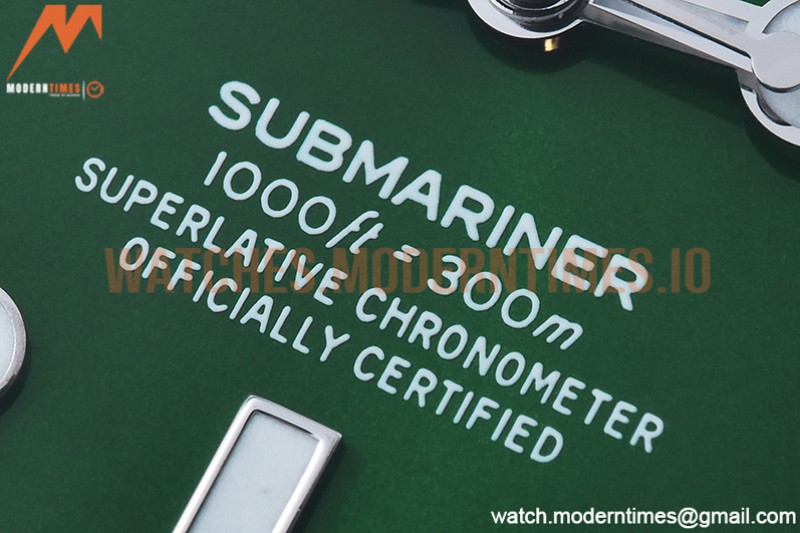 Rolex - Submariner 116610LV 904L SS/SS Green RAF A2824