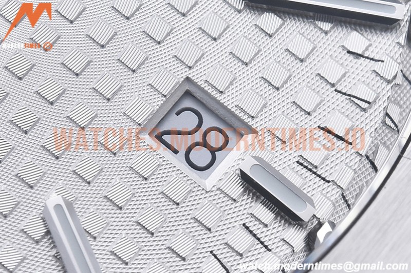 Audemars Piguet - Royal Oak 15400 SS/RU White APSF V3 A3120