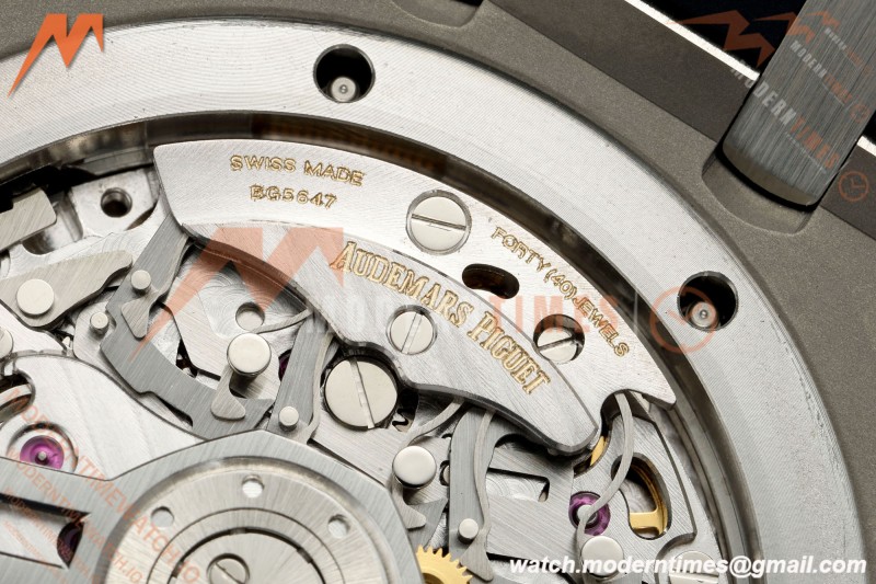 Audemars Piguet - Royal Oak 26240ST 50th Anniversary 41mm SS/RU Blue SWF Dial DDF DD4401