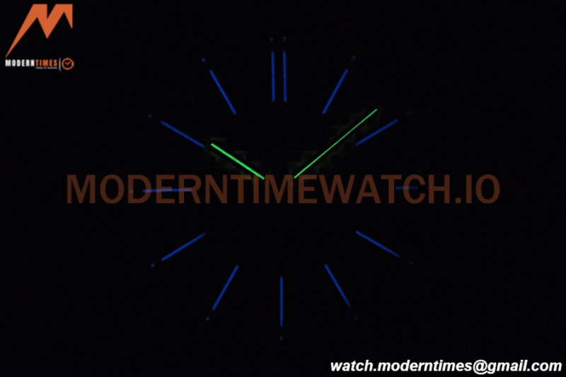 Audemars Piguet - Royal Oak 39mm 16202XT SS/SS Smoked Burgundy GDF MY8215