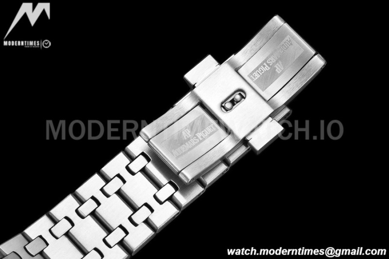 Audemars Piguet - Royal Oak 39mm 16202XT SS/SS Smoked Burgundy GDF MY8215