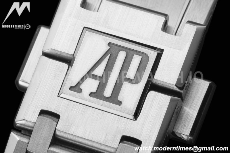 Audemars Piguet - Royal Oak 15202ST 39mm Jumbo Extra Thin SS/SS Blue ZF A2121