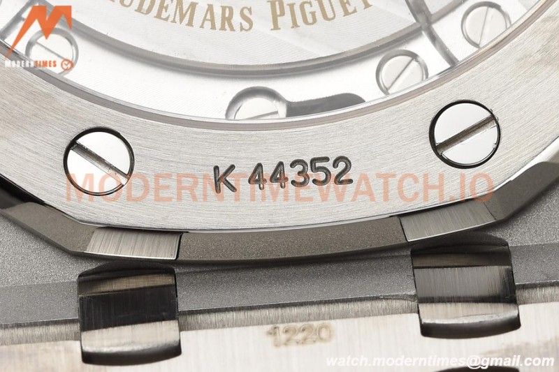 Audemars Piguet - Royal Oak 15510 41mm SS/SS Frosted Wht/Stk APSF A4302 Mod