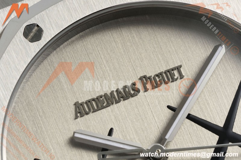 Audemars Piguet - Royal Oak KAWS 15500 41mm SS/SS XX Silver Dial APSF A4302 | 오데마 피게 - 로얄 오크 KAWS 15500 41mm SS/SS XX 실버 다이얼 APSF A4302
