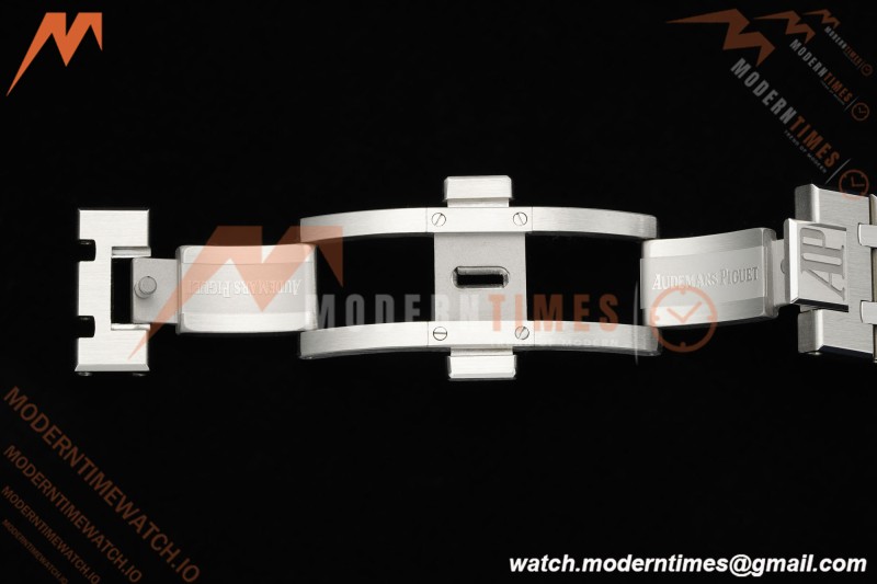 Audemars Piguet - Royal Oak KAWS 15500 41mm SS/SS XX Silver Dial APSF A4302 | 오데마 피게 - 로얄 오크 KAWS 15500 41mm SS/SS XX 실버 다이얼 APSF A4302